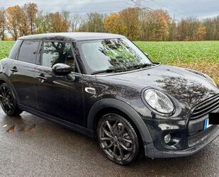 Mini MINI One Blackyard 5-Türer 18 Zoll Alufelgen Gebrauchtwagen