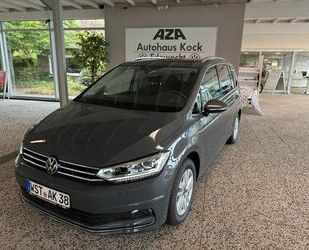 VW Volkswagen Touran 1,5 TSI DSG Highline *7-Sitzer* Gebrauchtwagen