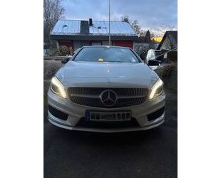 Mercedes-Benz Mercedes-Benz A 180 AMG Line AMG Line scheckheftge Gebrauchtwagen