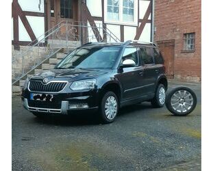 Skoda Skoda Yeti 2.0 TDI 4x4 Allrad,AHK, schwarz metalli Gebrauchtwagen