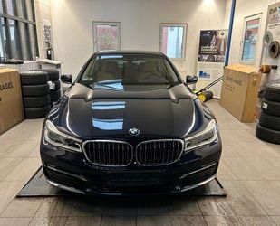 BMW BMW 730d/Leder/STH/Glasdach/RFK/HUD/DAB Gebrauchtwagen