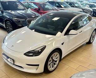 Tesla Tesla Model 3 RWD ACC Leder Pano LED R.Cam Wärmepu Gebrauchtwagen