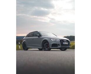 Audi Audi RS3 NON-OPF, VOLL, Carb,B&O,Leder,Virtual,RS- Gebrauchtwagen