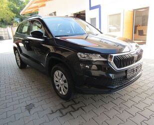 Skoda Skoda Karoq Active LED Tempomat PDC DAB Gebrauchtwagen