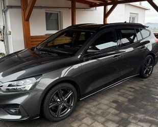 Ford Ford Focus 1,5 EcoBoost 110kW ST-Line Turnier Aut. Gebrauchtwagen