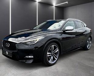 INFINITI Infiniti Q30S 2.0 AWD Sport LED NAV 360° 1.HD PANO Gebrauchtwagen