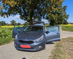 Kia Kia ceed / Ceed 1.6 GDI Dream Team Edition Drea... Gebrauchtwagen