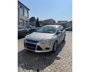 Ford Ford Focus Turnier Ambiente 1.0 Gebrauchtwagen