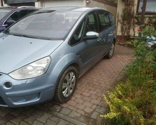 Ford Ford S-Max 2,0 TDCi 103kW DPF Ambiente Ambiente Gebrauchtwagen