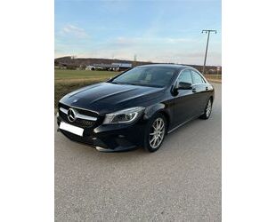 Mercedes-Benz Mercedes-Benz CLA 220 d DCT Urban Panorama-Schiebe Gebrauchtwagen