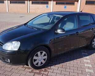 VW Volkswagen Golf 2.0 TDI 6-Gang Tour Edition Gebrauchtwagen