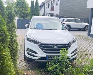 Hyundai Hyundai Tucson IX35 1.7 CRDI Aut/Navi/Kamera/TÜV Gebrauchtwagen