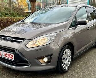 Ford Ford Grand C-Max 1.6TDCI 7 Sitze Klimaaut,Alu,Shz, Gebrauchtwagen