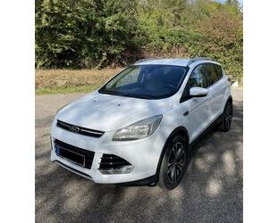 Ford Ford Kuga 2,0 TDCi, Allrad, Automatik, Standheizun Gebrauchtwagen