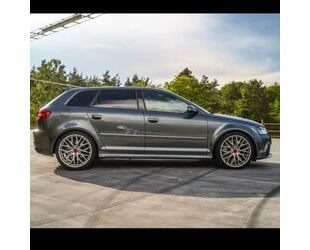 Audi Audi RS3 2.5 TFSI S tronic quattro Sportback - Gebrauchtwagen