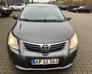 Toyota Toyota Avensis Combi Executive 2.0 D-4D Gebrauchtwagen