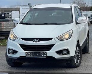 Hyundai Hyundai ix35 1.7 CRDi FIFA World Cup EDITION Gold Gebrauchtwagen