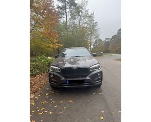 BMW BMW X6 xDrive50i individuell 360 Kamera voll Gebrauchtwagen