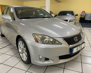 Lexus Lexus IS 250 V6 Luxury Line, Leder,Navi,Standheizu Gebrauchtwagen