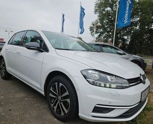 VW Volkswagen Golf VII Comfortline 1.0 TSI 85kW Navi Gebrauchtwagen