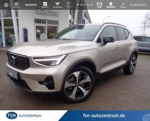 Volvo Volvo XC40 B4 Plus Dark Panoramadach Gebrauchtwagen