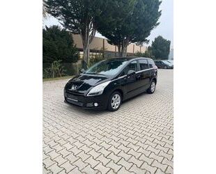 Peugeot Peugeot 5008 1.6 Panoramadach, TV Gebrauchtwagen