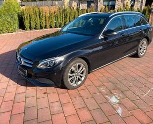 Mercedes-Benz Mercedes-Benz C 180 T Automatik Avantgarde AHK Gebrauchtwagen