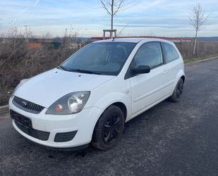 Ford Ford Fiesta Style Gebrauchtwagen