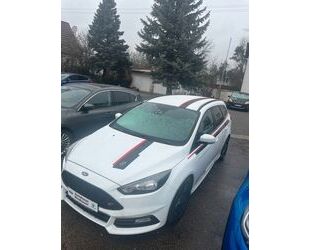 Ford Ford Focus 2,0TDCi ST Turnier ST Gebrauchtwagen