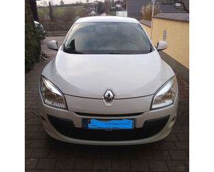 Renault Renault Megane Expression 1.6 16V 100 Expression Gebrauchtwagen