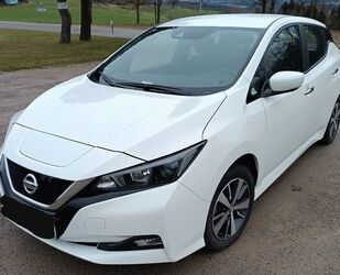 Nissan Nissan Leaf 90KW/122PS 40KWH Acenta Gebrauchtwagen