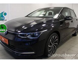 VW Volkswagen Golf VIII 1.5 TSI Style *NAV,3ZonenKlim Gebrauchtwagen