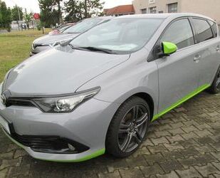 Toyota Toyota Auris 1.2T Team Deutschland S/S Gebrauchtwagen