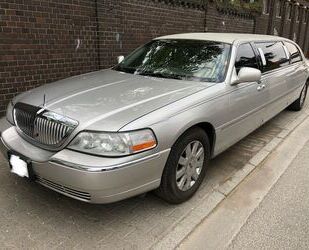 Lincoln Lincoln Town Car*Stretchlimousine*DVD*Super Zustan Gebrauchtwagen