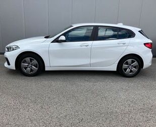 BMW BMW 118i*NAVI*SITZHEIZUNG*LED*PDC*AUTOMATIK* Gebrauchtwagen