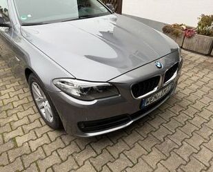 BMW BMW 525d xDrive Touring 4zyl. - PANO, Headup, Gebrauchtwagen