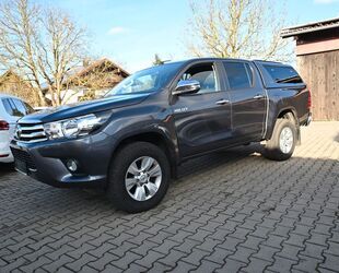 Toyota Toyota Hilux Double Cab Comfort 4x4/1 Hand/AHK Gebrauchtwagen