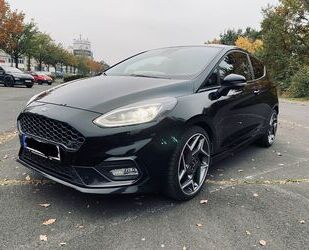 Ford Ford Fiesta 1,5 EcoBoost ST mit Leder-Exklusiv-Pak Gebrauchtwagen