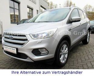 Ford Ford Kuga 1,5 EcoBoost Titanium*BI-Xenon*SH*Navi*P Gebrauchtwagen