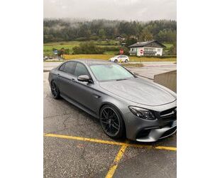 Mercedes-Benz Mercedes-Benz E 63 AMG S 4 MATIC EDITION 1 KERAMI Gebrauchtwagen