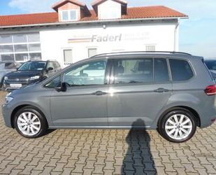 VW Volkswagen Touran 1.5 TSI DSG Highline/ACC/Virtual Gebrauchtwagen