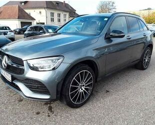 Mercedes-Benz Mercedes-Benz GLC300e 4M AMG LINE+AIRMATIC+MEMORY+ Gebrauchtwagen