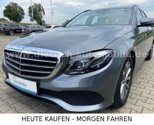 Mercedes-Benz Mercedes-Benz E 220 T-Modell LASER NAVI SHZ PDC KA Gebrauchtwagen