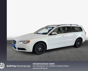 Volvo Volvo V70 D5 Summum Leder RTI-Navi Bi-Xenon PDCv+h Gebrauchtwagen