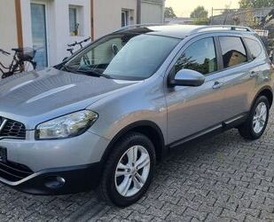 Nissan Nissan Qashqai +2 Acenta 4X4 Panorama Gebrauchtwagen