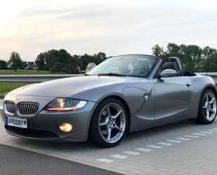 BMW BMW Z4 3.0i Cabrio *Top Zustand* Navi/ Memory/ PD Gebrauchtwagen