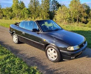 Opel Opel Astra 1.8 16V Bertone Edition Gebrauchtwagen