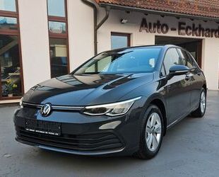 VW Volkswagen Golf VIII Lim. Life AHK Navi Kamera Gebrauchtwagen