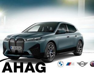 BMW BMW iX xDrive40 Sportpaket Klimaaut. AHK Soft-Clos Gebrauchtwagen