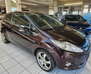 Ford Ford Fiesta Titanium/Siztheizung/Klima Gebrauchtwagen